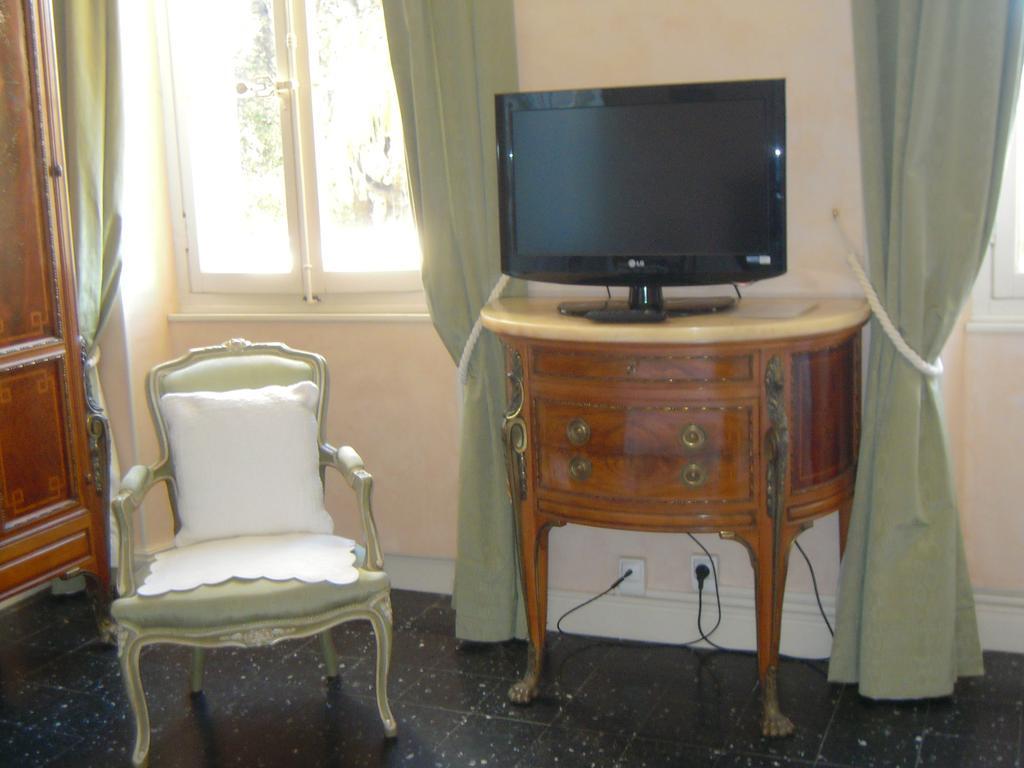 Villa Valflor Chambres D'Hotes Et Appartements Marsilya Dış mekan fotoğraf
